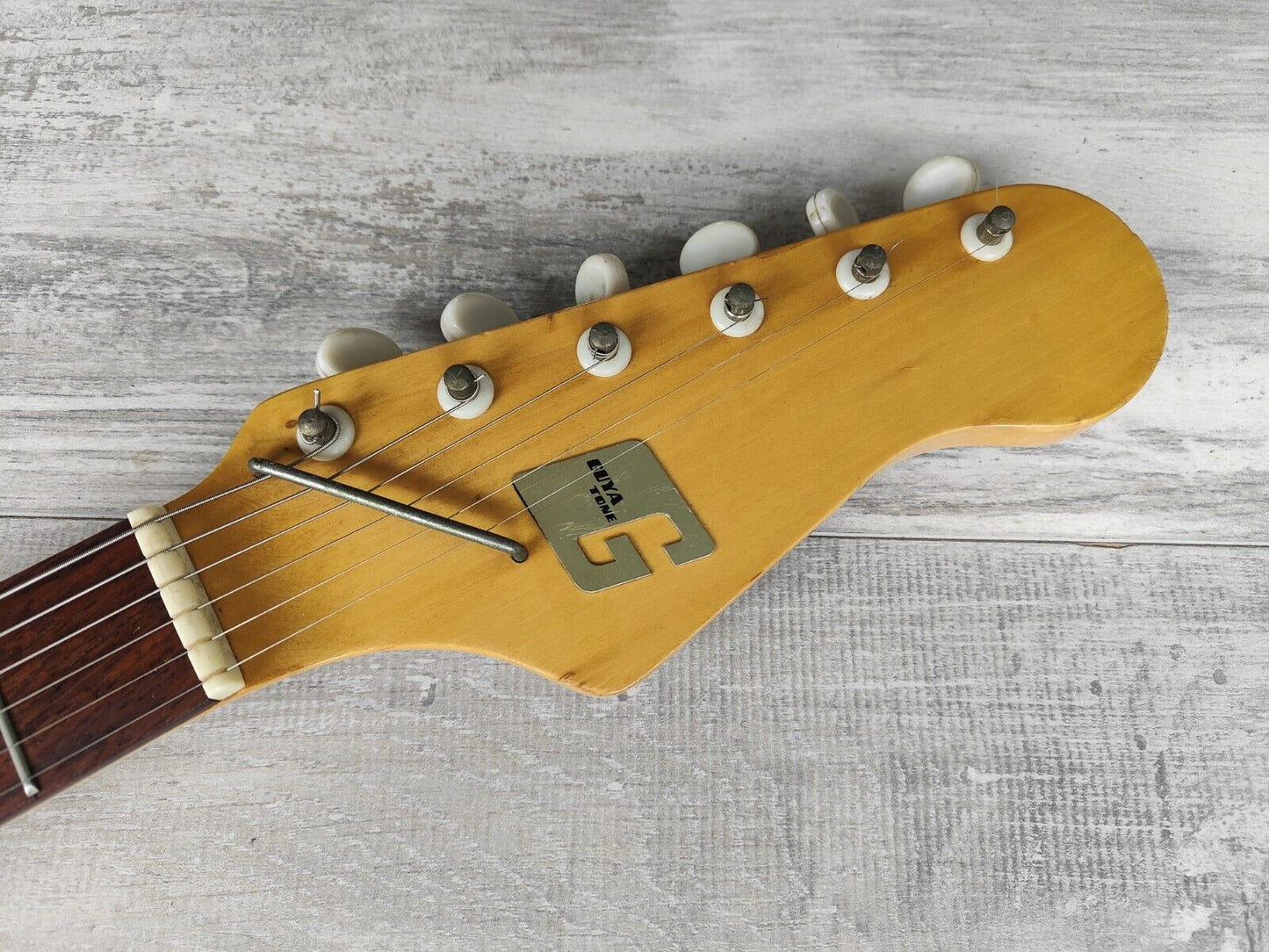 1960's Guyatone Japan LG-85T Electric Guitar (Dakota Red)