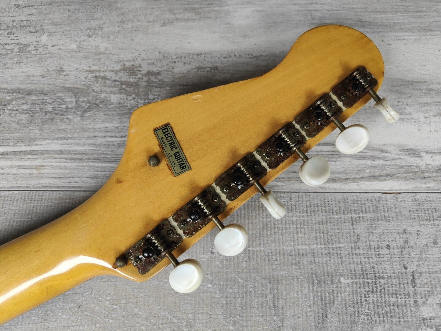 1960's Guyatone Japan LG-85T Electric Guitar (Dakota Red)