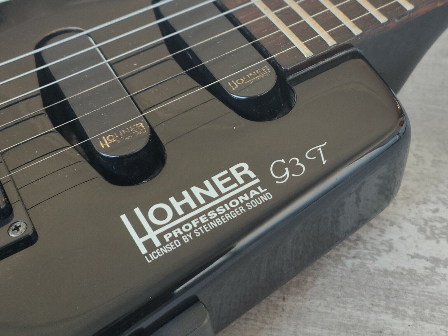 1989 Hohner G3T Headless Guitar w/Steinberger System (Black)