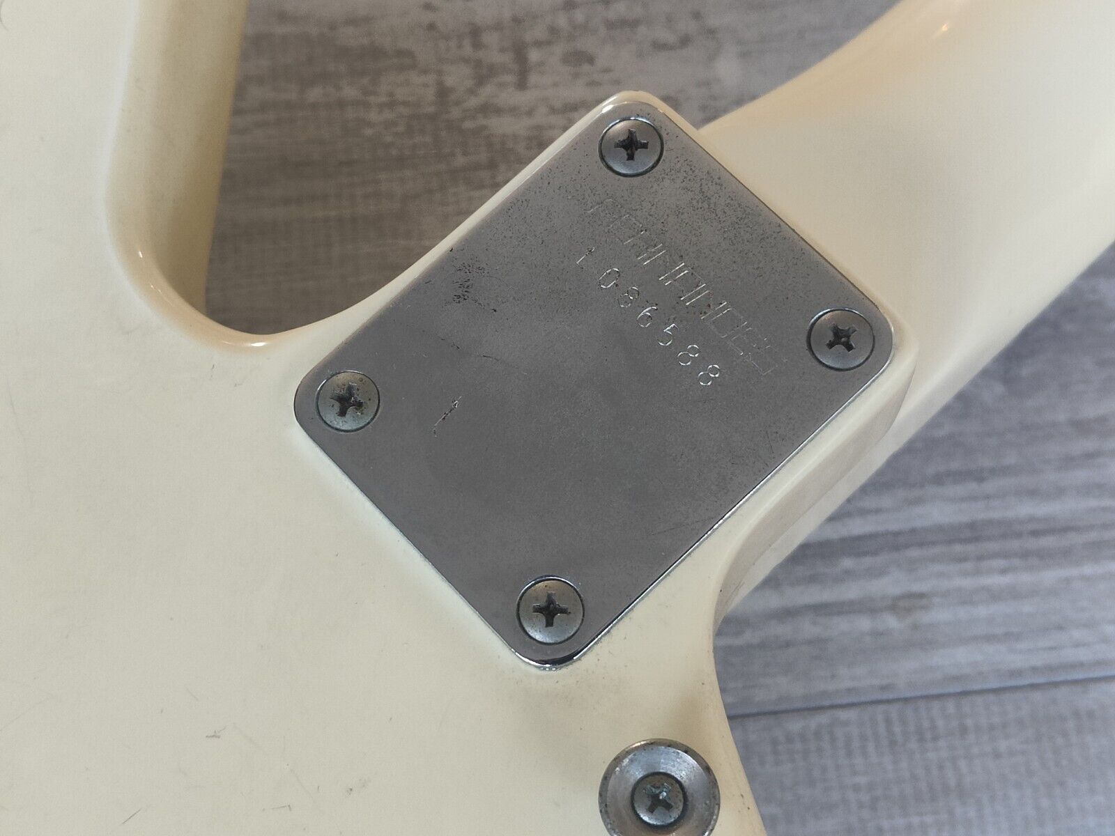 1987 Fernandes Japan BX-70 Short Scale Explorer (Vintage White