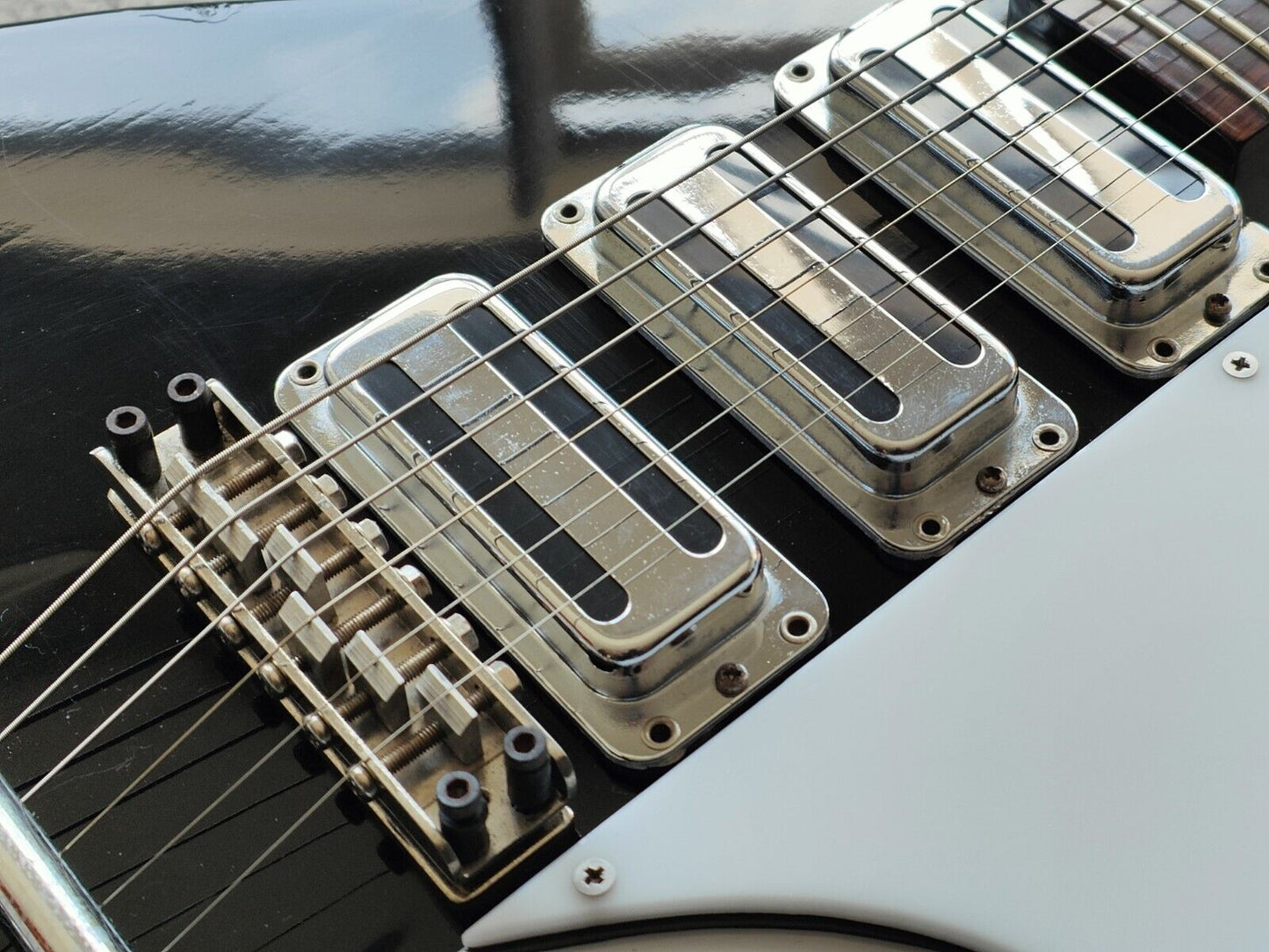 1992 Fernandes Japan RG-80 325 John Lennon Model (Black)