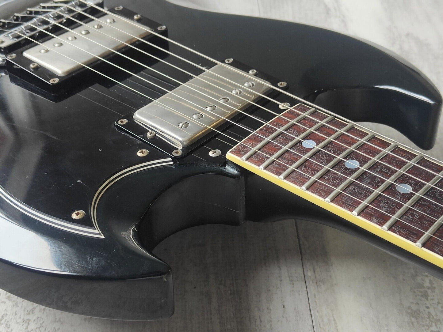 1990 Greco Japan SS-600P2 SG Double Cutaway (Black)
