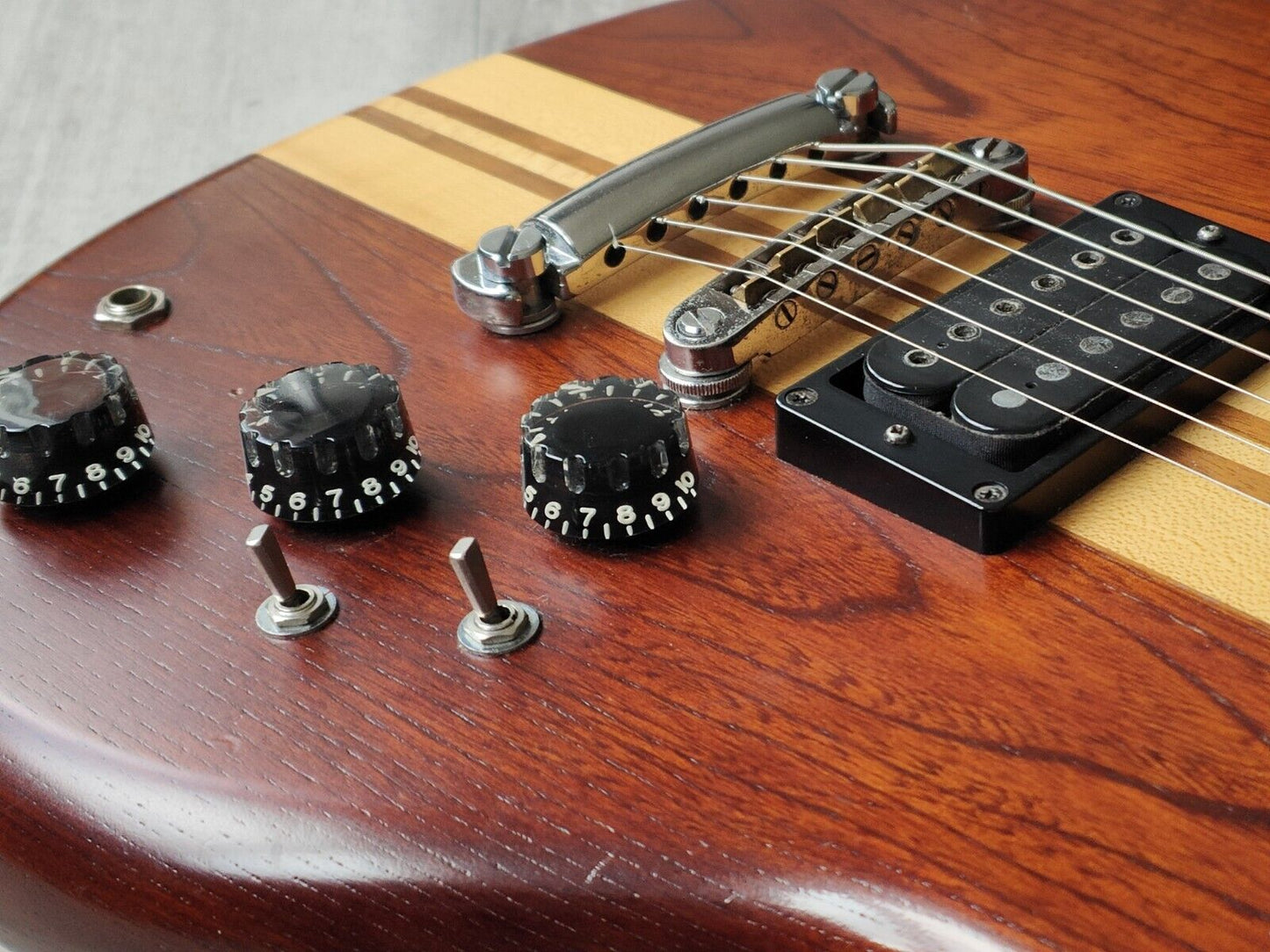 1983 Vantage Japan VS695 Double Cutaway (Brown)