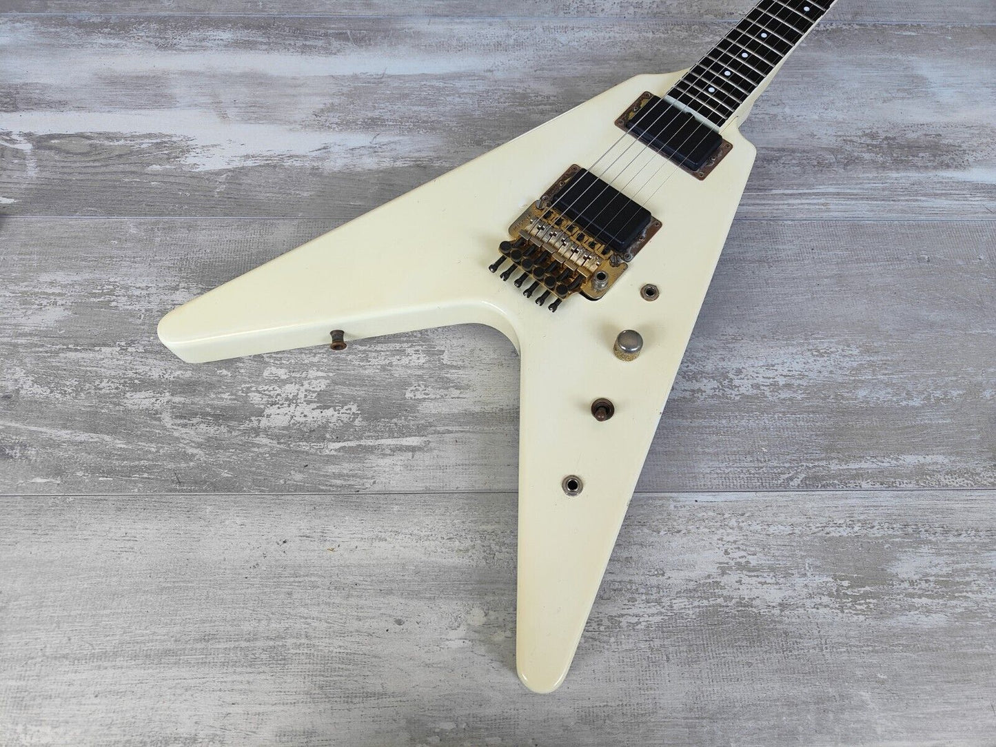1980's Fernandes Japan BSV-80J  Short Scale Flying V (Vintage White)