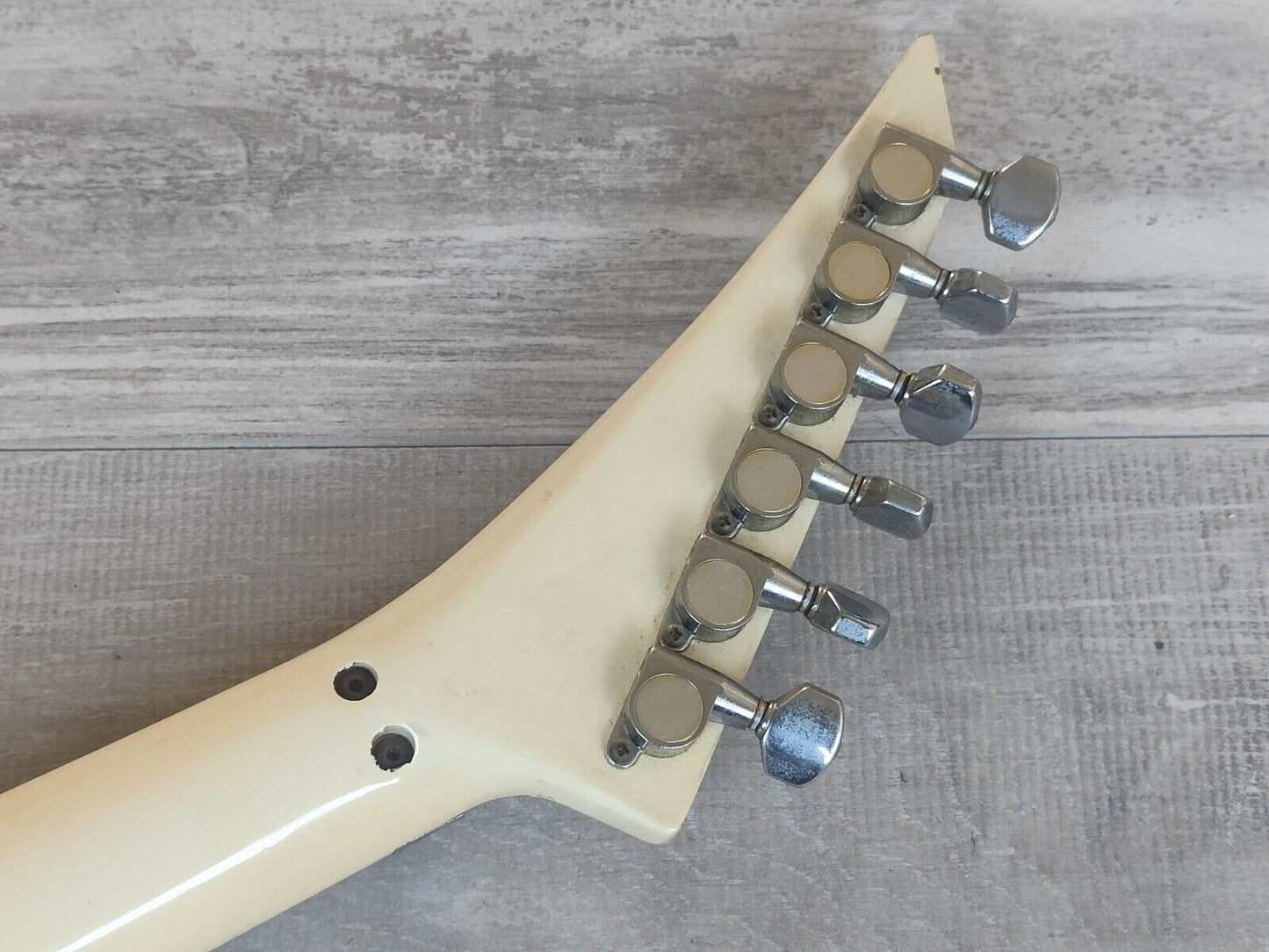 1987 Fernandes Japan BX-70 Short Scale Explorer (Vintage White)