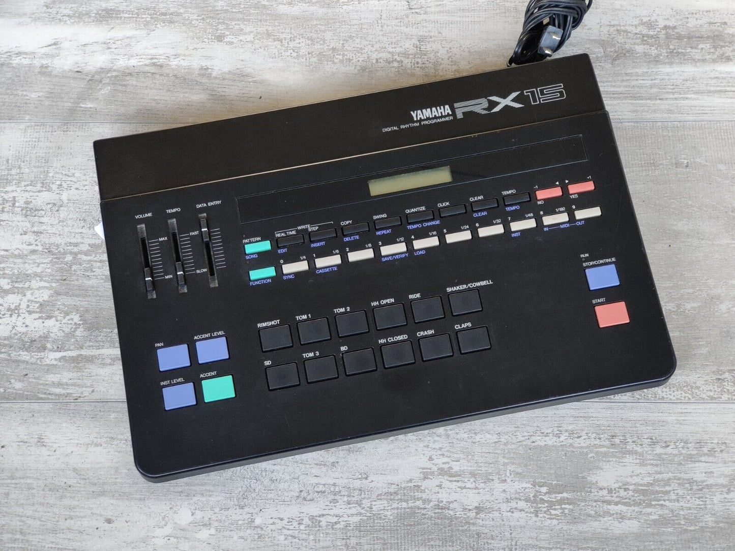 Yamaha RX15 Digital Rhythm Programmer – Cool Old Guitars