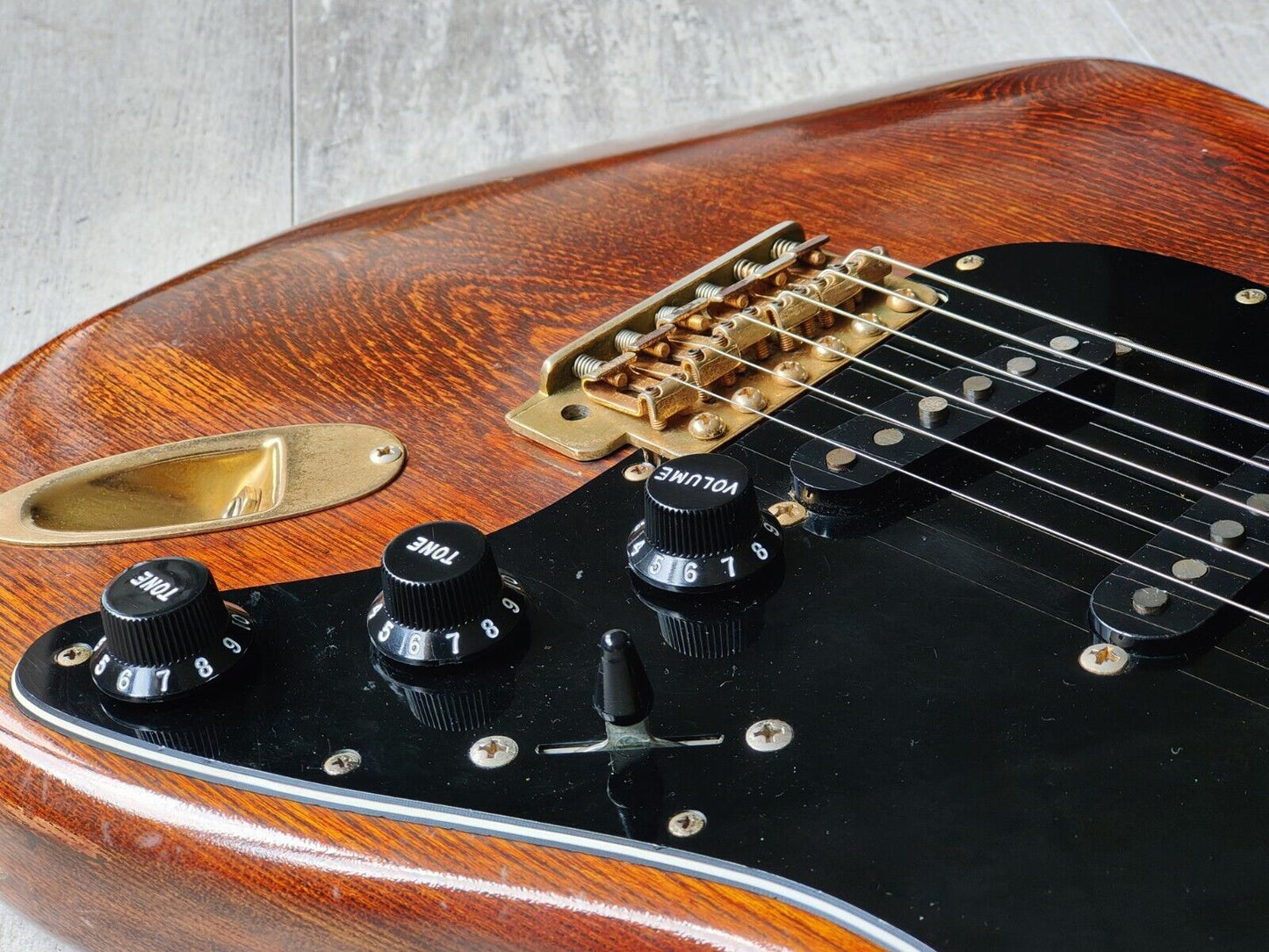 1992 Fender Japan Custom Order '62 Reissue Stratocaster (Walnut Stain)