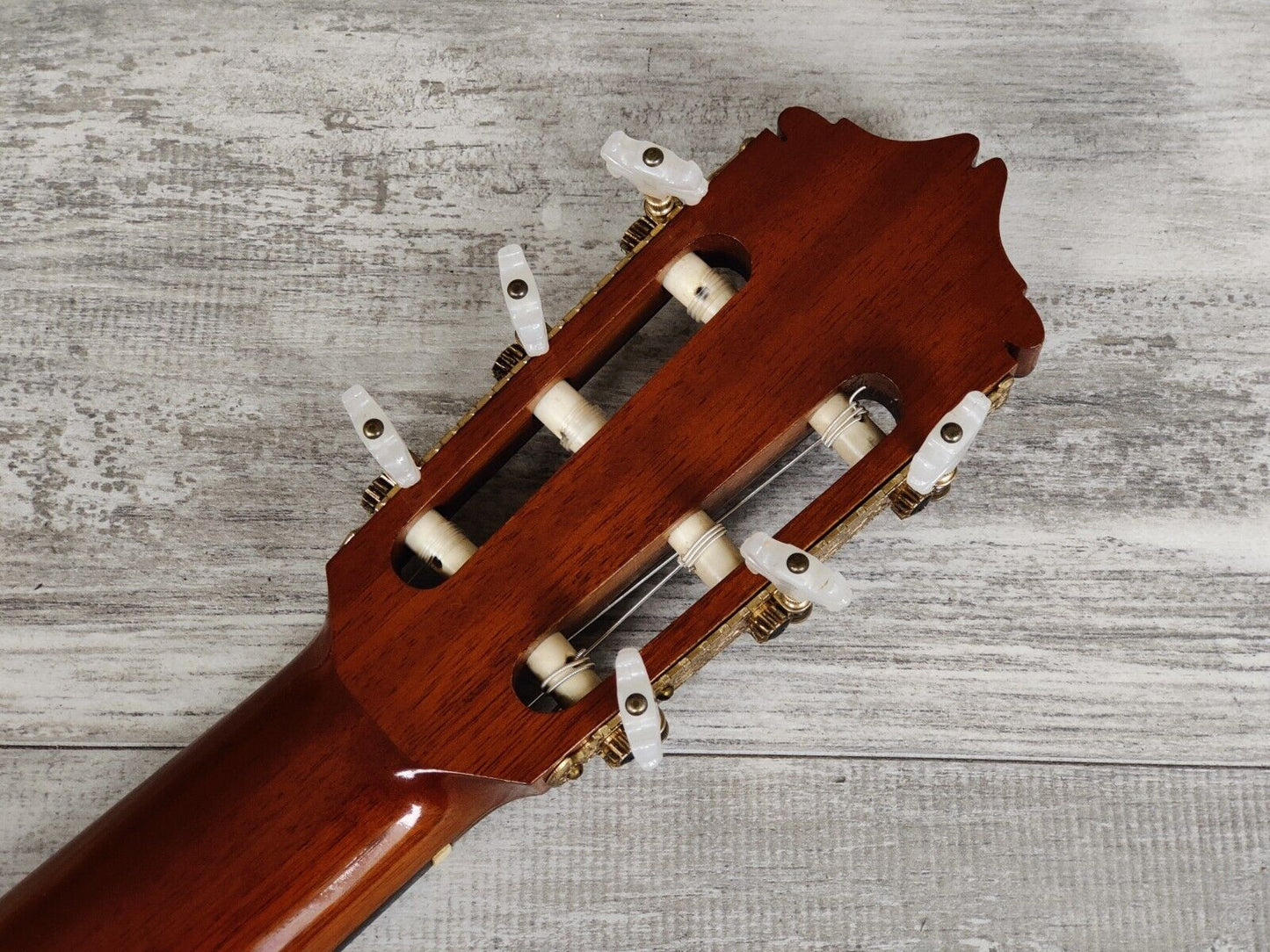 1970 Shunpei Nishino No 12 Japanese Classical Guitar (Solid Spruce/Rosewood)