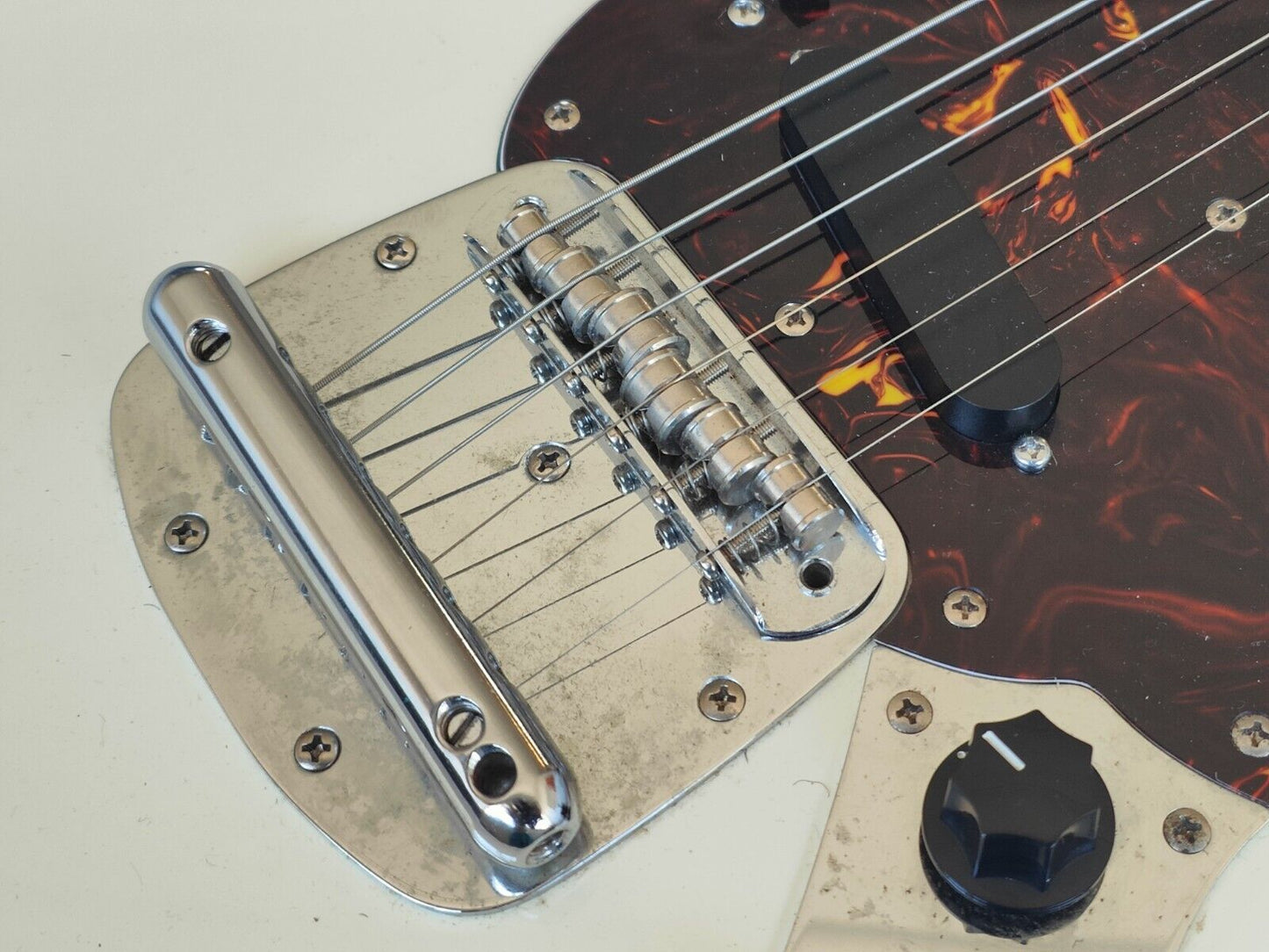 1982 Fernandes Japan RMT-50 Mustang (Vintage White)