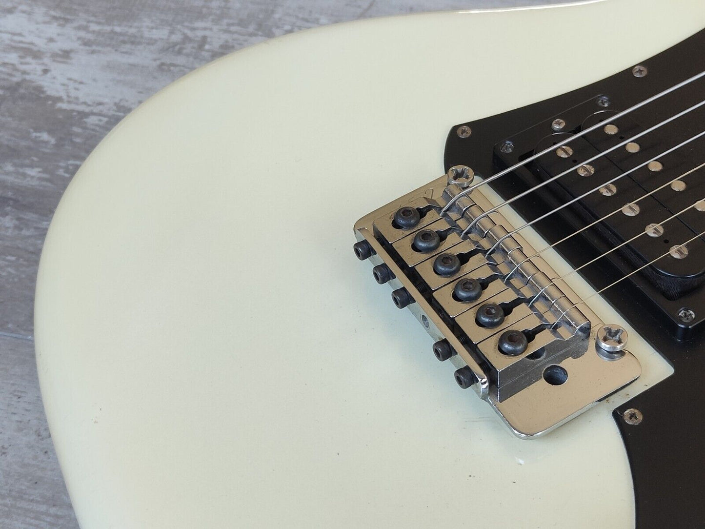 1990's Aria Pro II RS Wildcat (White)