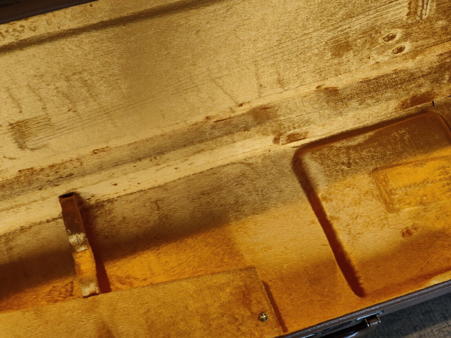 2000 Fender USA American Vintage '57 Reissue Stratocaster (Nitro CAR Relic)