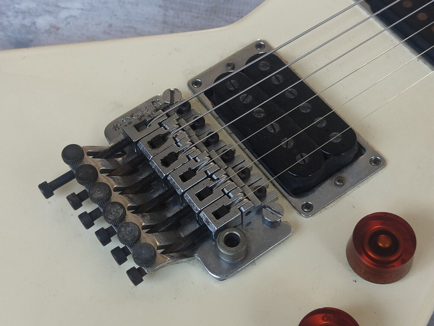 1987 Fernandes Japan BX-70 Short Scale Explorer (Vintage White)