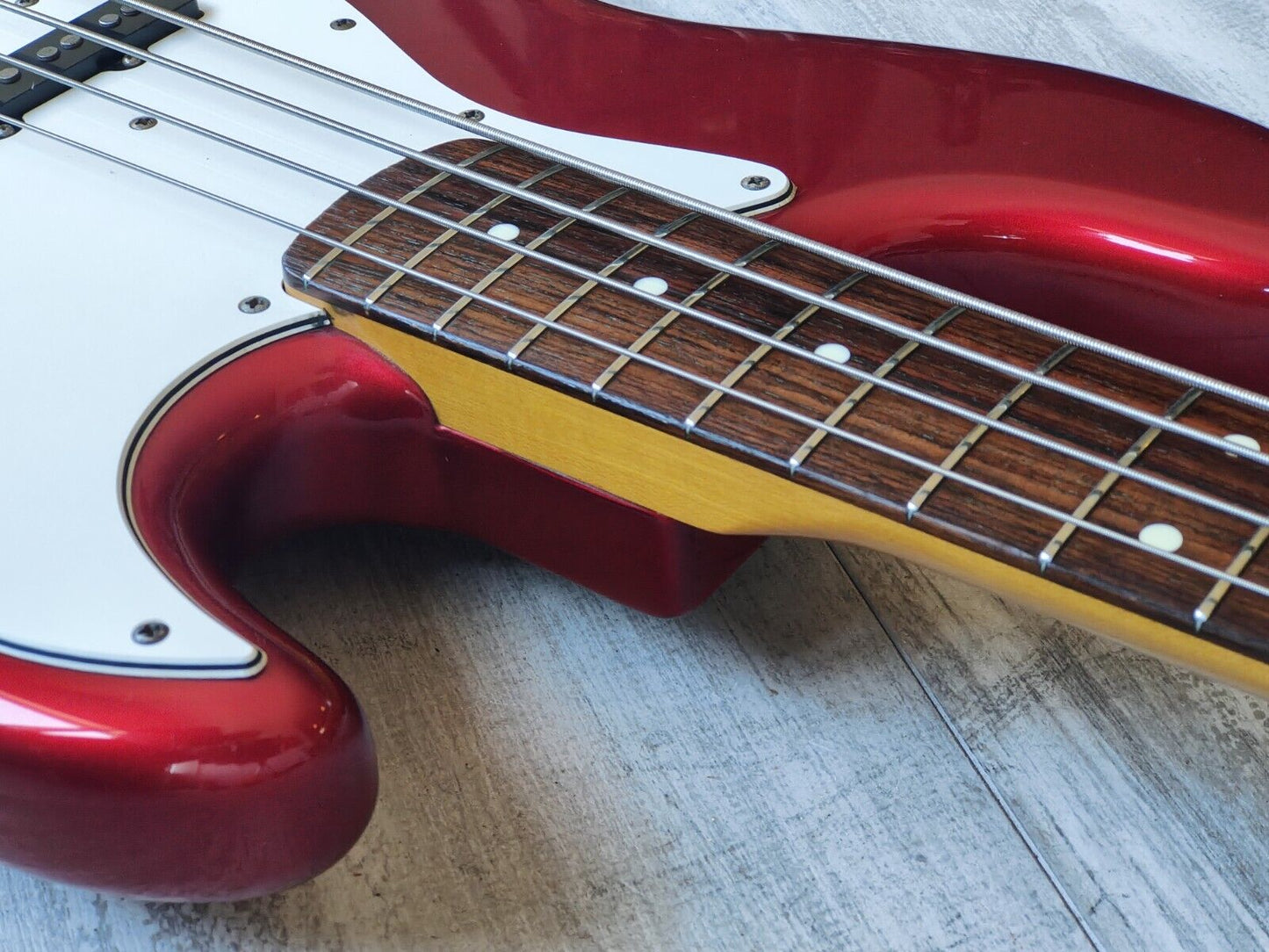 1992 Fender Japan (by Fujigen) JB62-58 '62 Reissue Jazz Bass (Candy Apple Red)